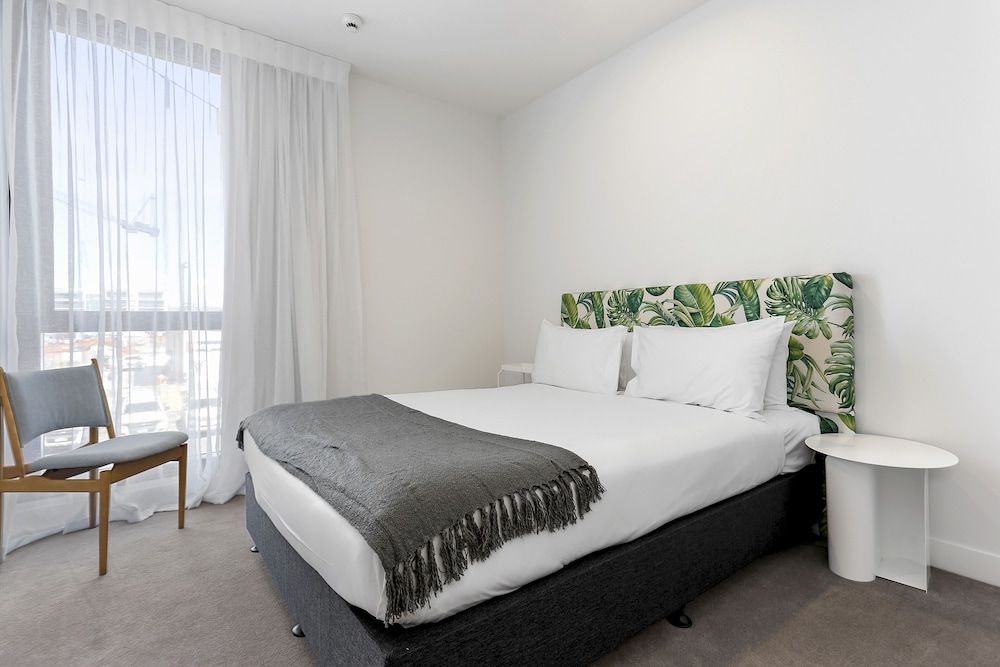 undefined Modern & elegant living Wynyard Quarter 5