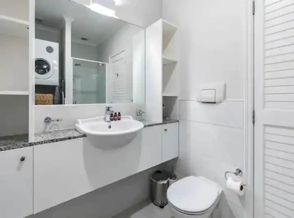 undefined Relaxing Gorgeous Princes Wharf Apartment W/ Ac 7