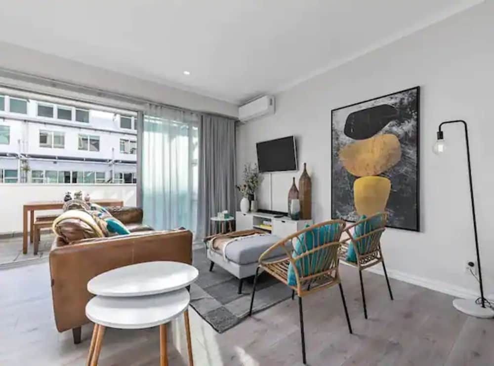 undefined Relaxing Gorgeous Princes Wharf Apartment W/ Ac 3