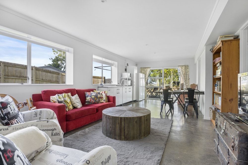 undefined Bright 3-Bedroom Unit - WiFi & Parking