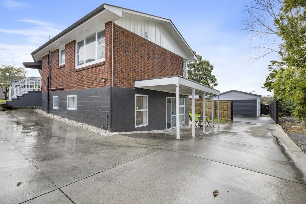 undefined Bright 3-Bedroom Unit - WiFi & Parking 2