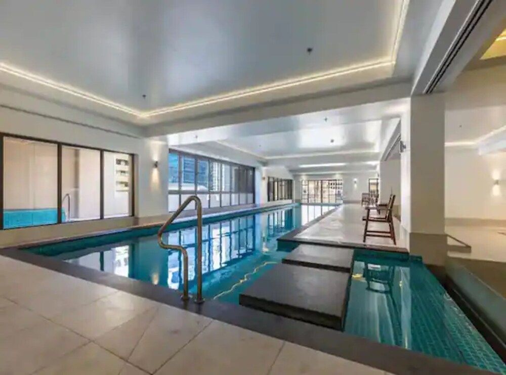 undefined Bright One Bedroom Beauty With Balcony 3