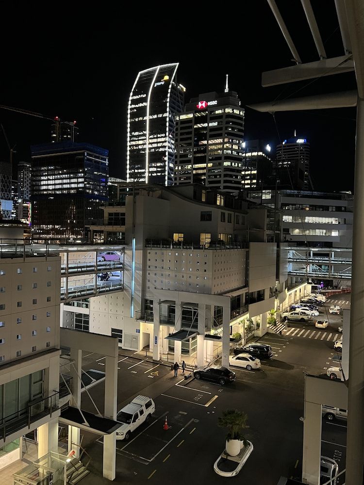 undefined Waterfront Seaview Hotel Apartments 4