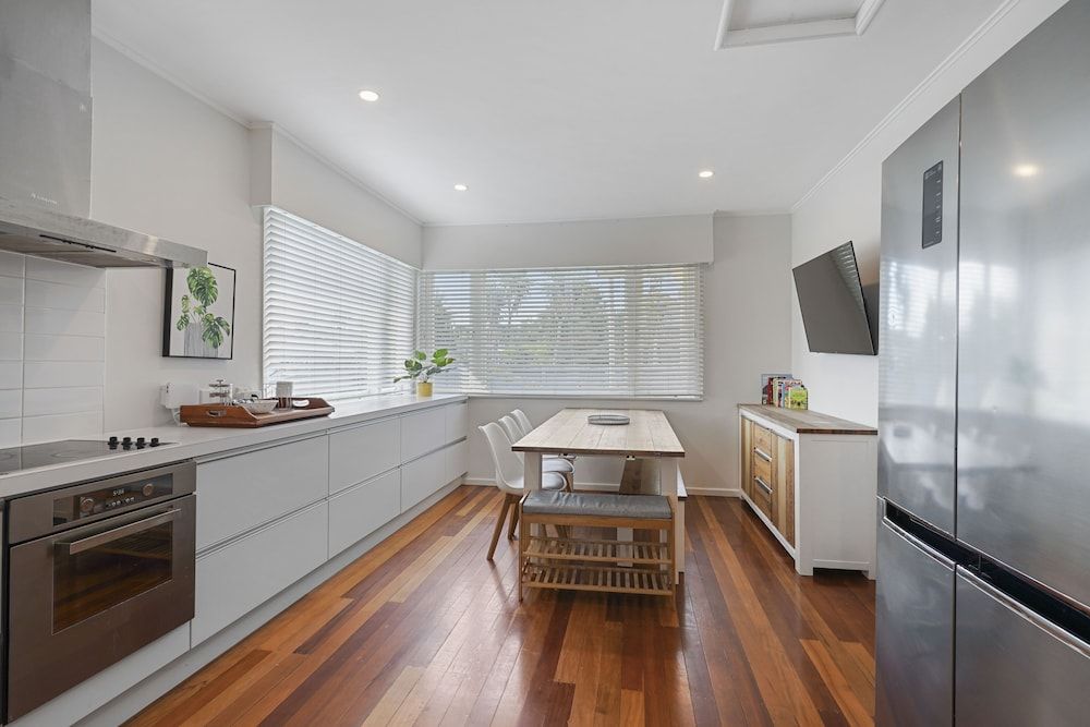 Amazing Home By Beach - Aircon-ed House 22