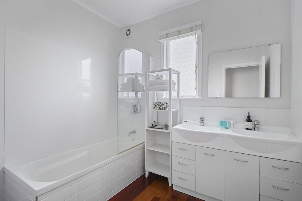 Amazing Home By Beach - Aircon-ed House 21