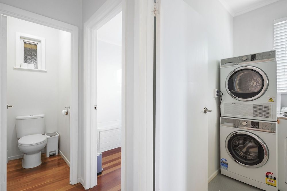 Amazing Home By Beach - Aircon-ed House 20