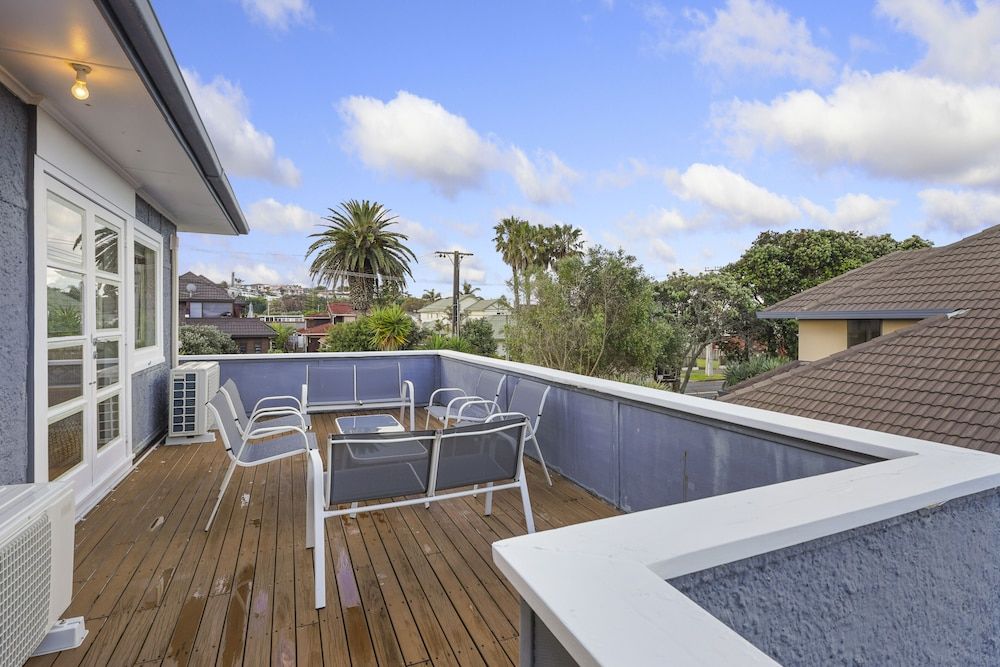 Amazing Home By Beach - Aircon-ed House 14