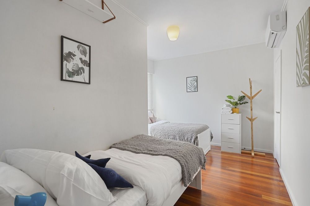 undefined Amazing Home By Beach - Aircon-ed 10