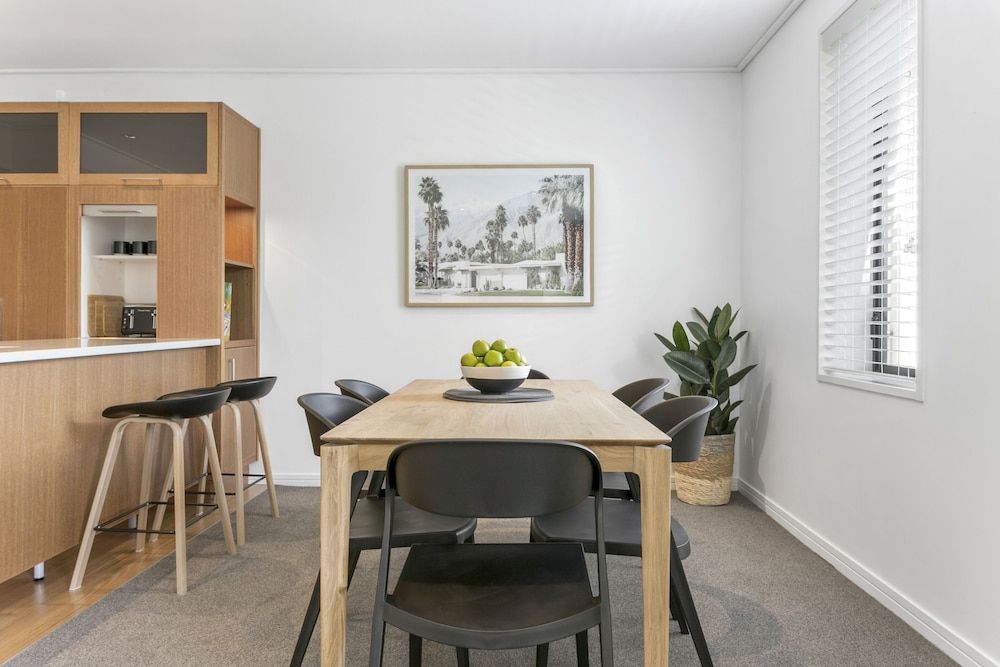 Spacious viaduct sancturary Deluxe Apartment 16