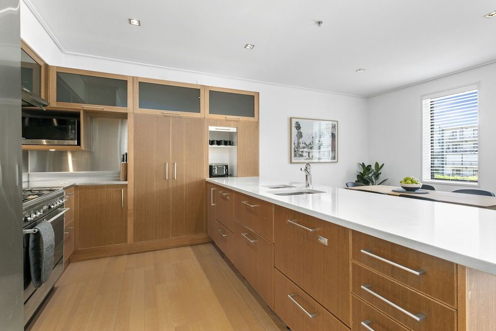 undefined Spacious viaduct sancturary 9