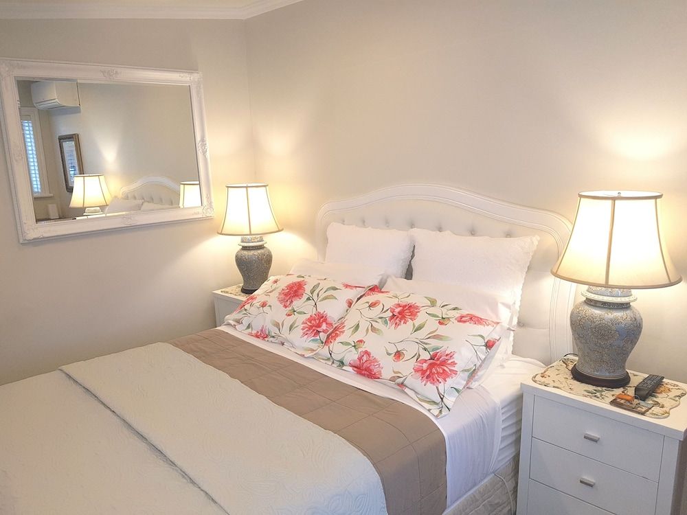 undefined Ponsonby Manor 4