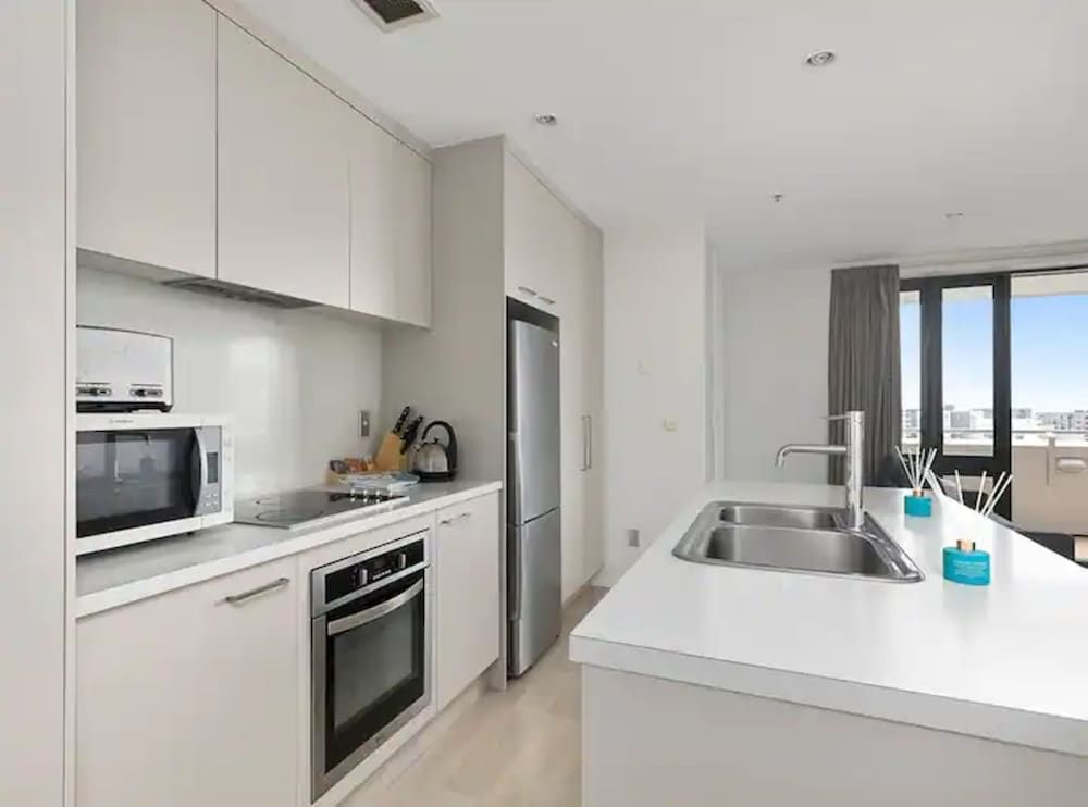 undefined Beautiful Sky Tower View Home W/ Free Parking 6