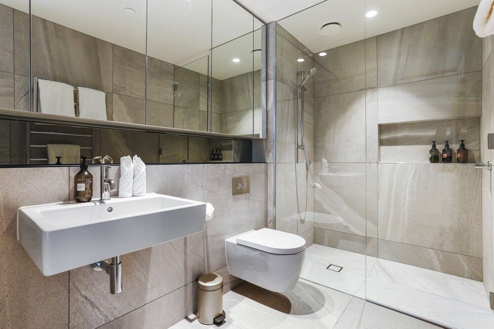 Modern tranquility in the city Deluxe Apartment 9