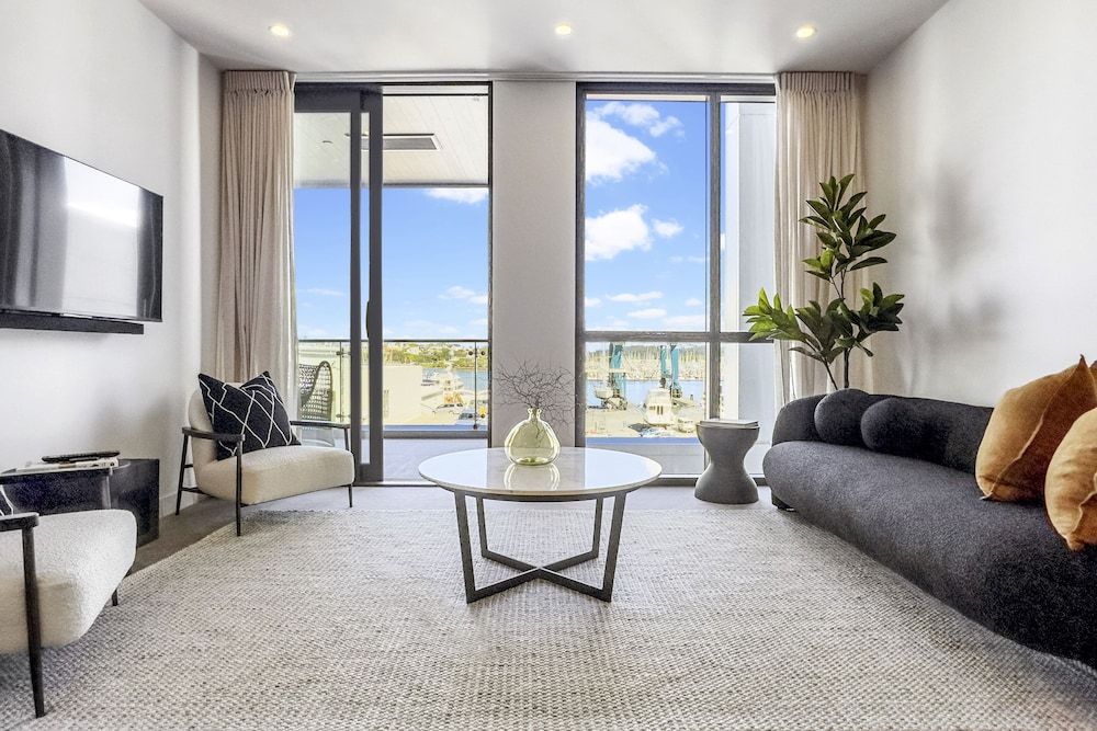 Modern tranquility in the city Deluxe Apartment 12