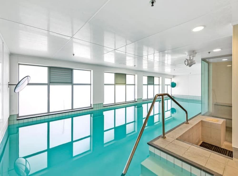 undefined Lovely Two Bedroom Apartment Close To Sky Tower 2