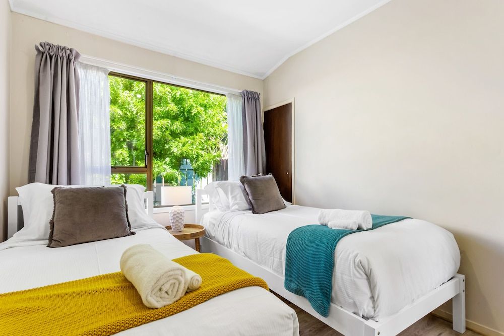 undefined Family Retreat close to City - Netflix 7