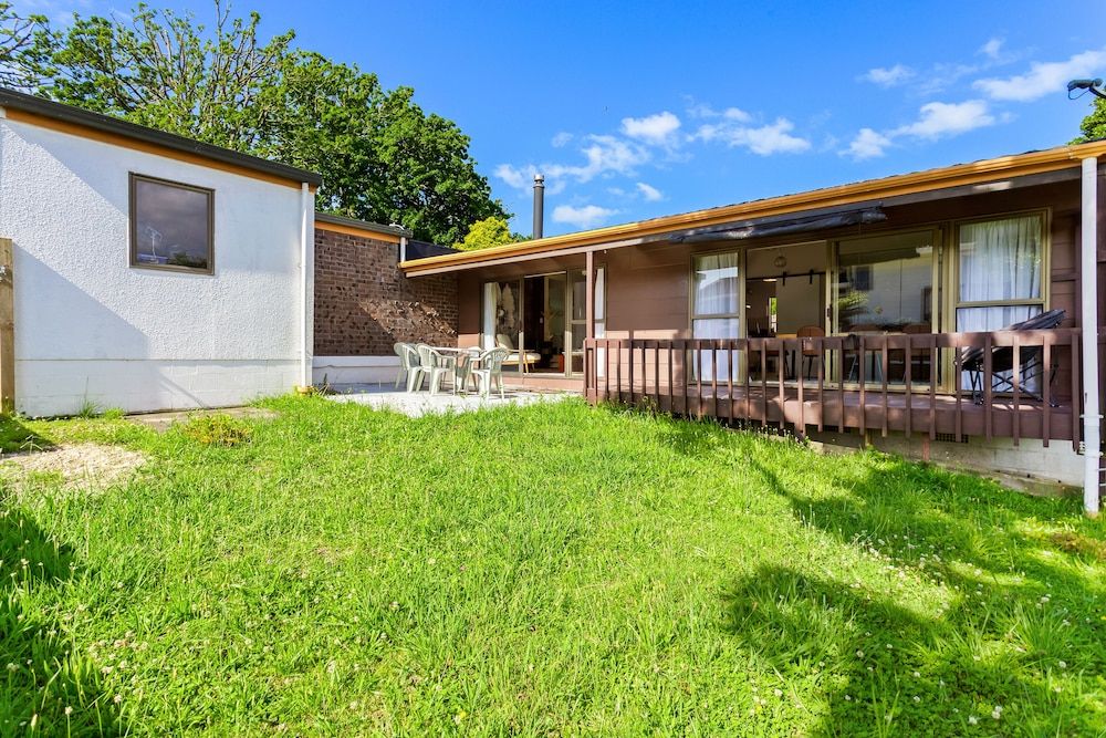 undefined Family Retreat close to City - Netflix 5