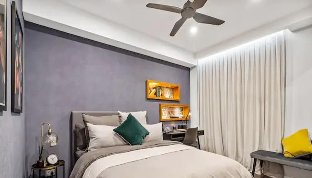 undefined Awesome Apartment W/ Parking! 4