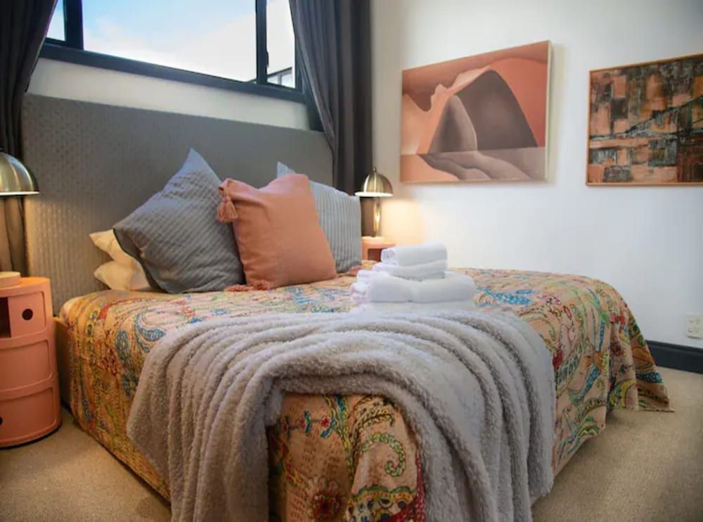 undefined One-Bedroom In Loft Viaduct