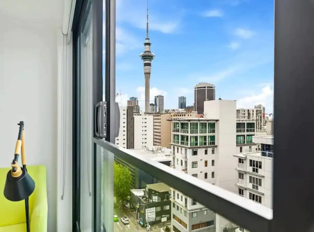 undefined Stunning Apartment In The Heart Of The City 8