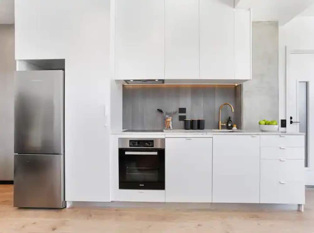 undefined Stunning Modern Two Bedroom - Perfect Location! 6