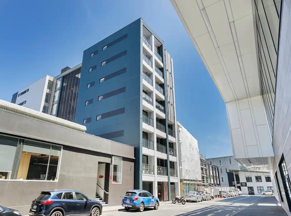 undefined Stunning Modern Two Bedroom - Perfect Location! 2