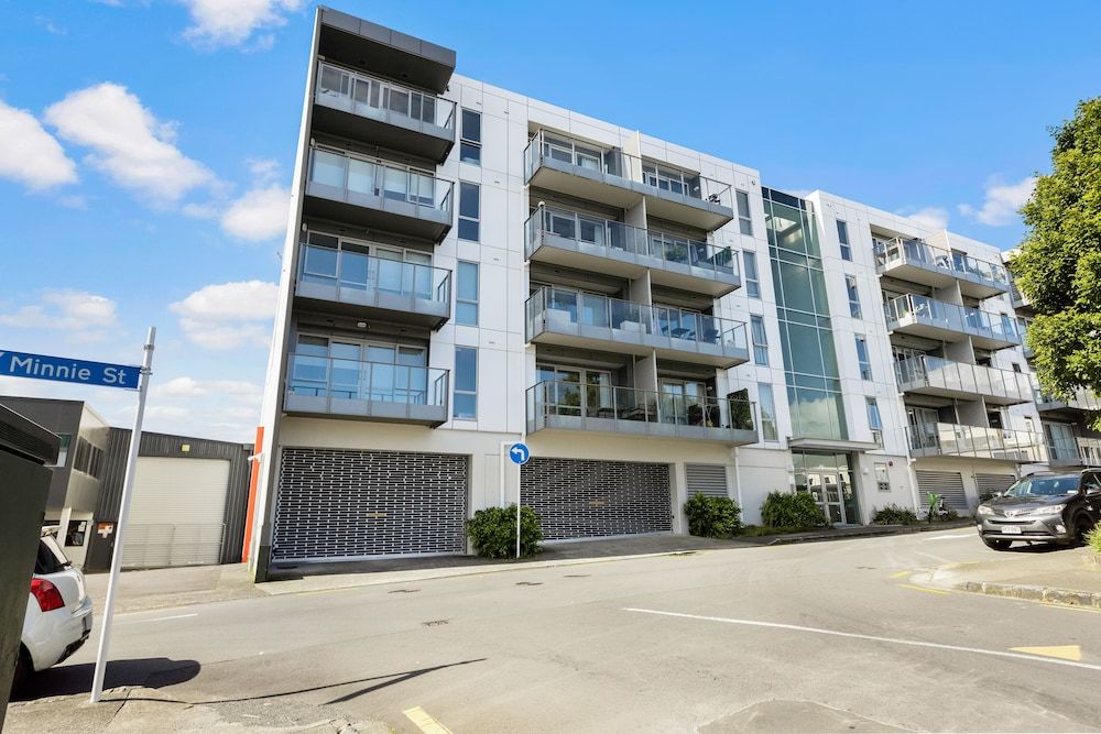 undefined Superb 2BR Aprt in Central City - Wifi 3