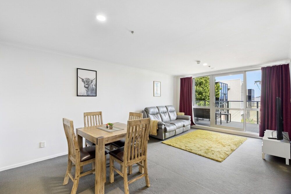 Superb 2BR Aprt in Central City - Wifi Apartment 14