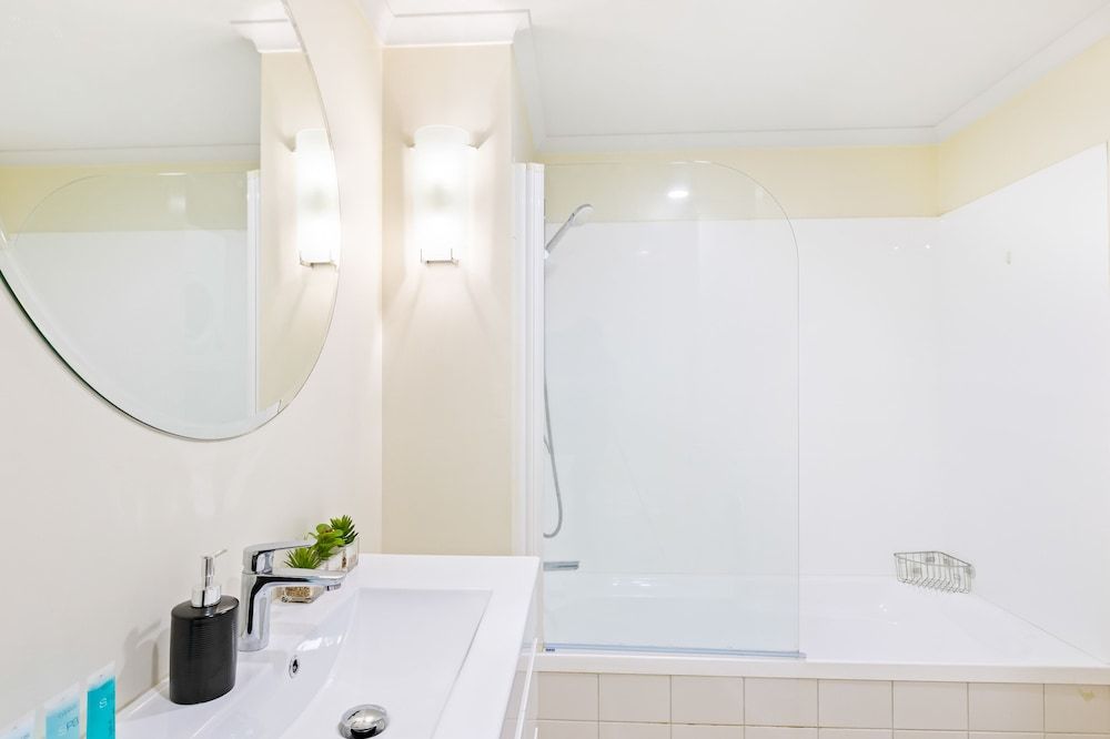 Superb 2BR Aprt in Central City - Wifi Apartment 13