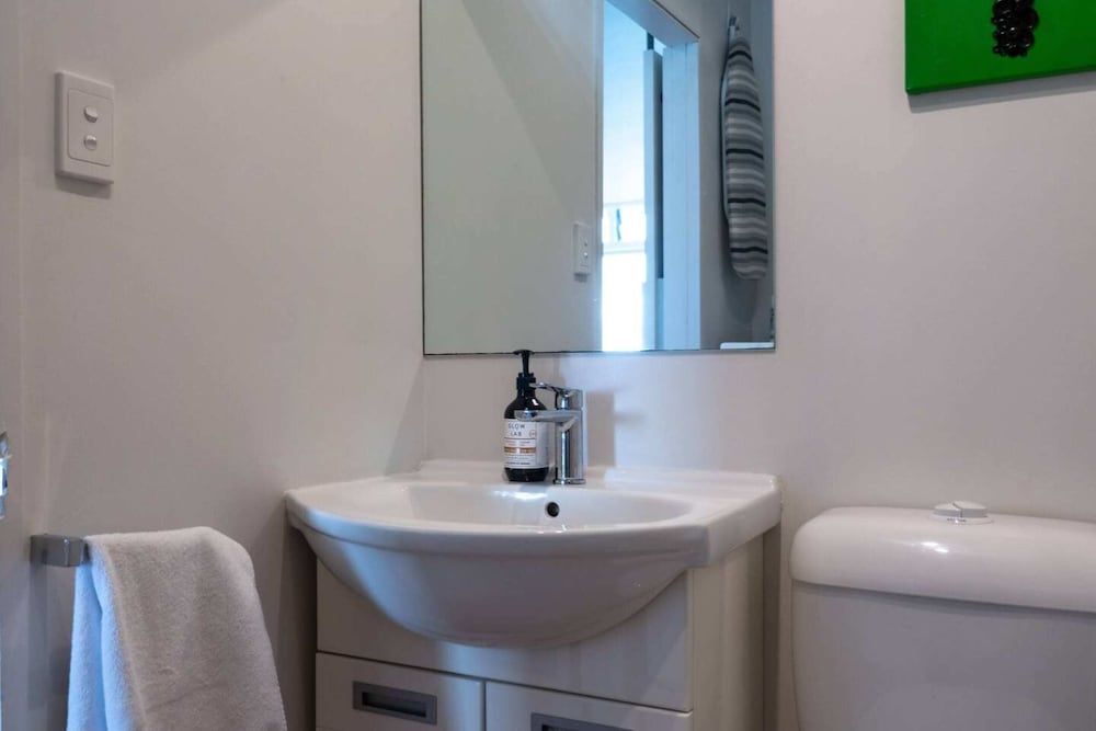 Centrally Located Light-filled Studio w/ Parking Basic Studio, 1 Queen Bed 17