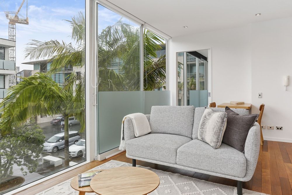 undefined Light and convenient city living 2