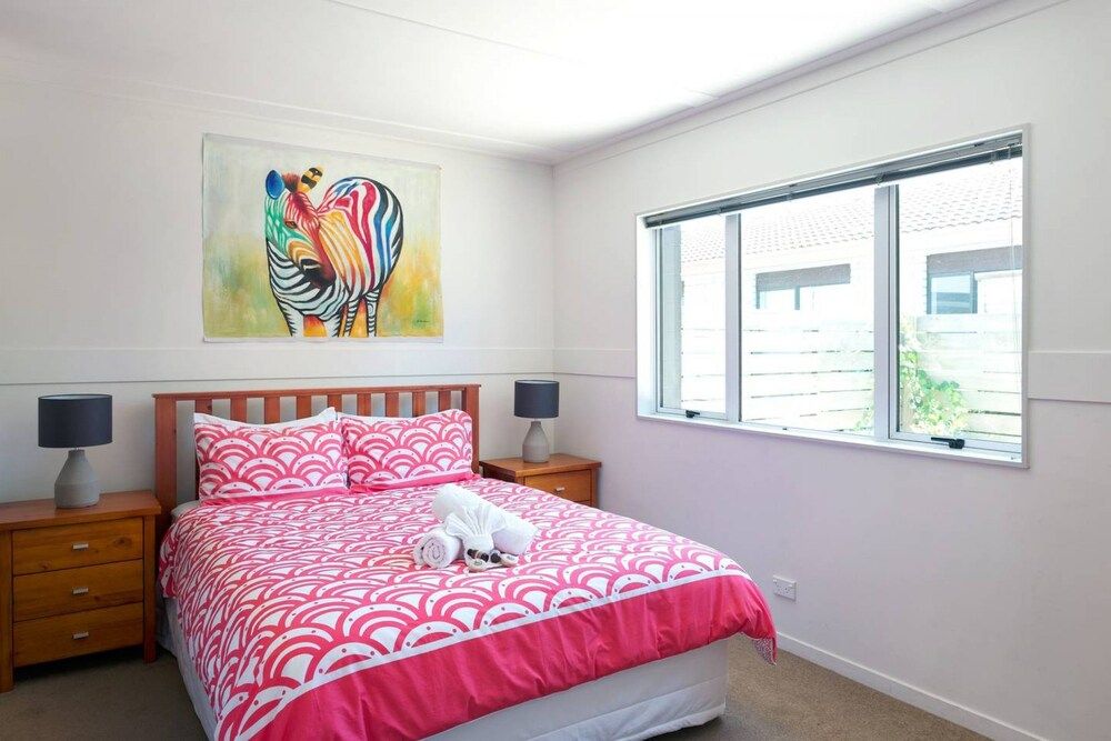 undefined Awesome Central Rotorua Pad