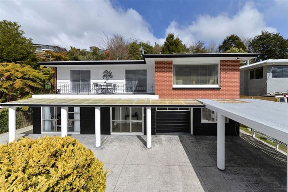undefined Hillside Heaven Quiet & Comfortable 3