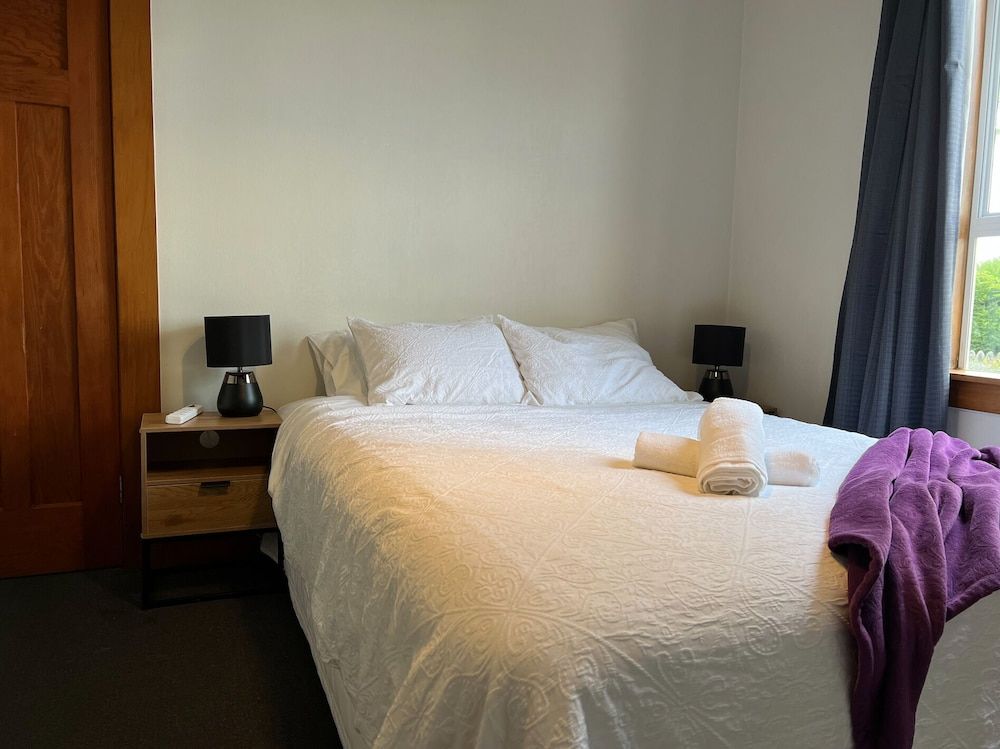 undefined Rotorua Holiday Villa 6