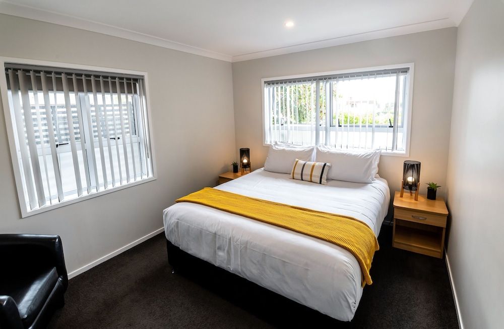 undefined Aura Accommodation 5
