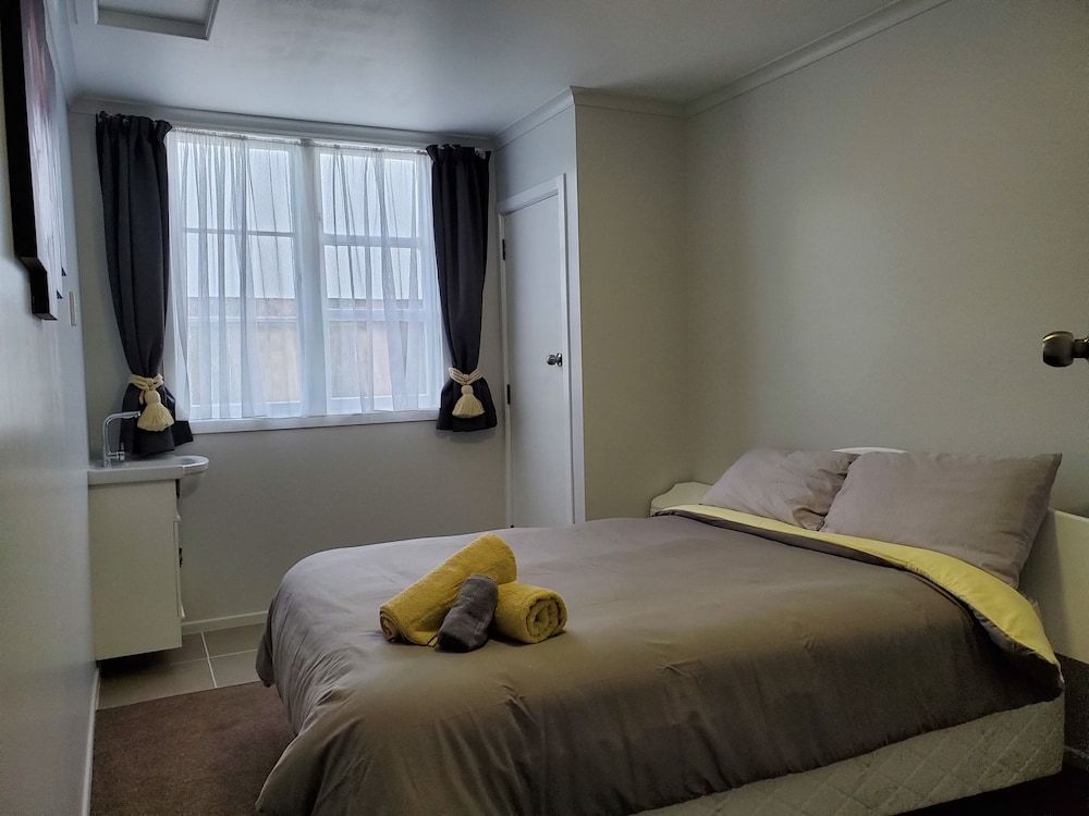 Basic Double Room