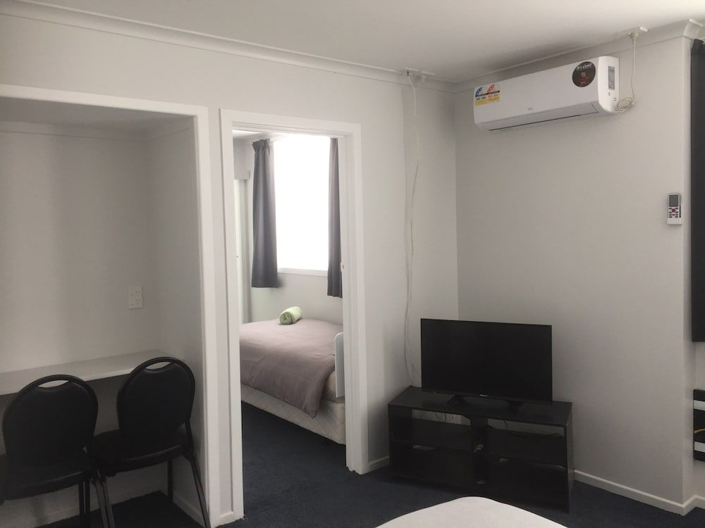 Family Room (Shared Bathroom)