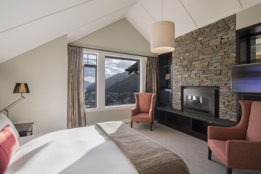 undefined Queenstown Heights 10