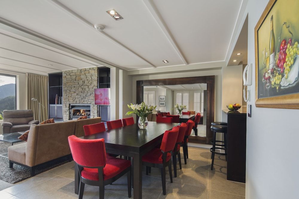 undefined Queenstown Heights 2