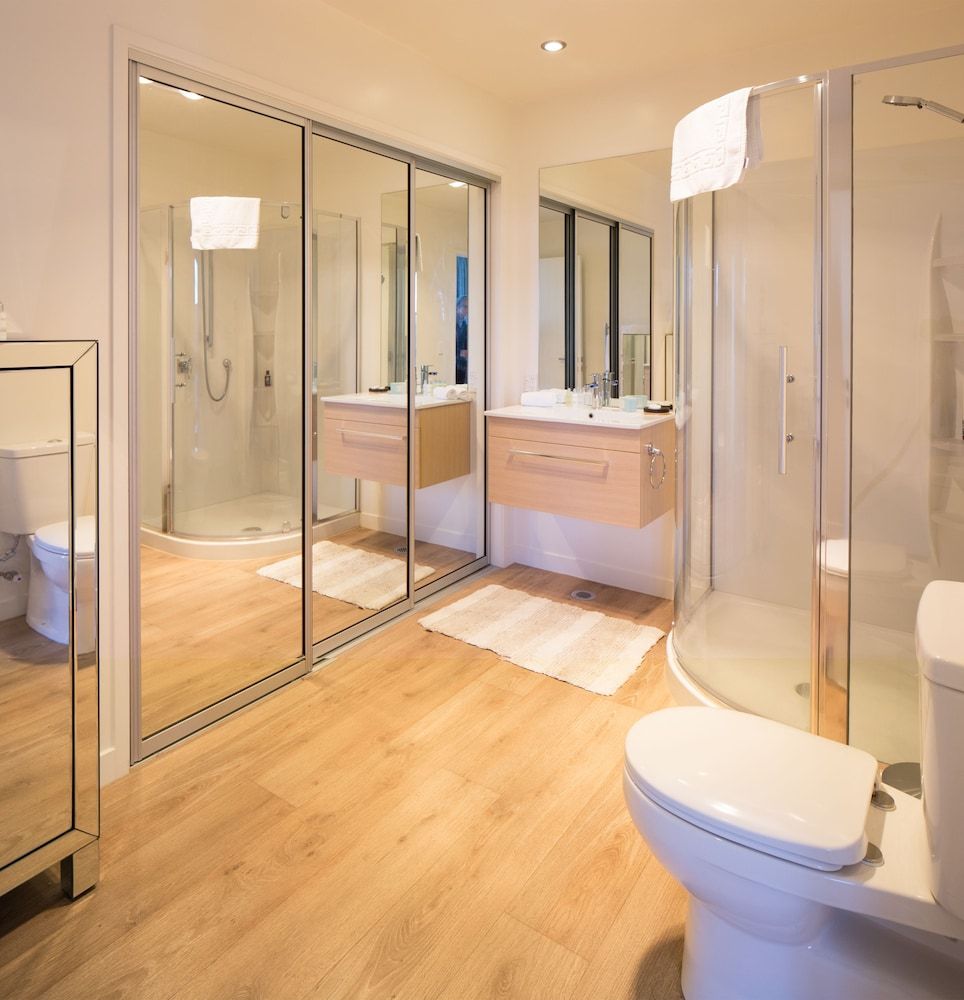 undefined QS Goldrush 9