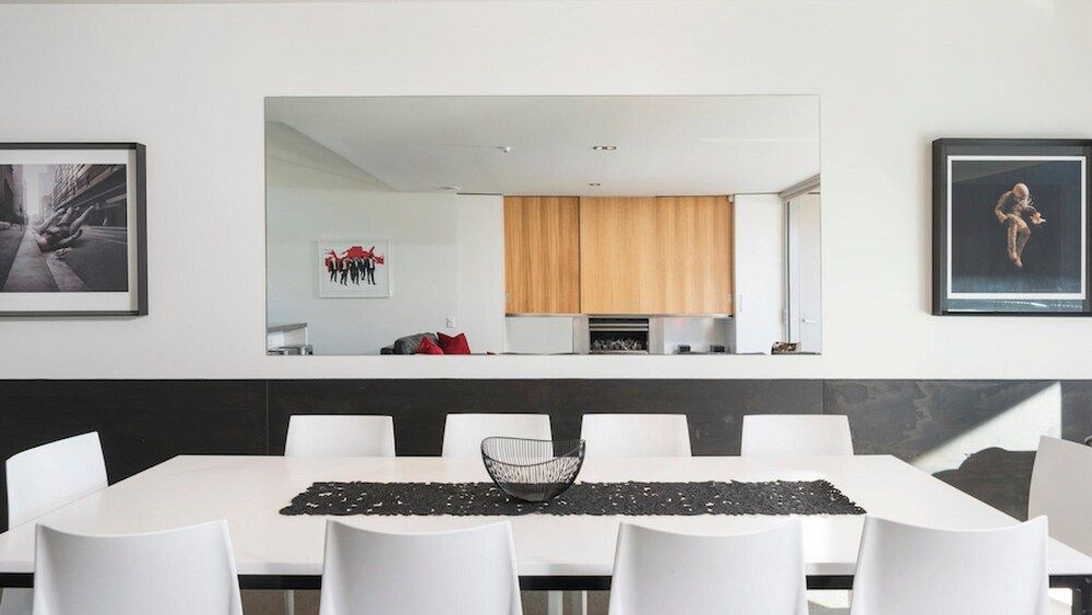 undefined Brilliant Central Location 6