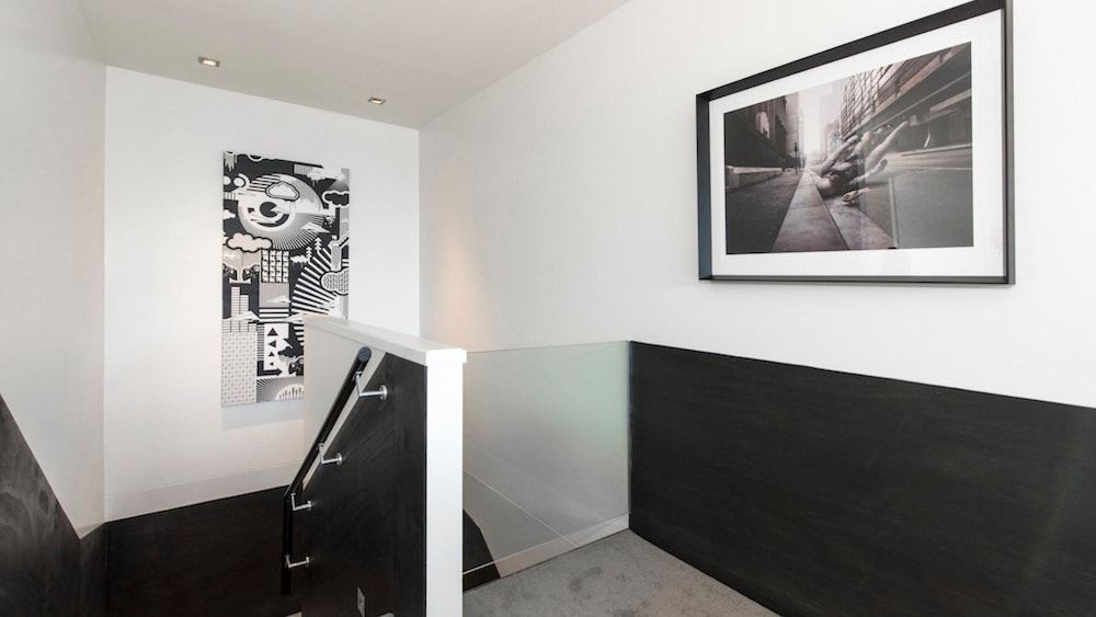 undefined Brilliant Central Location 9