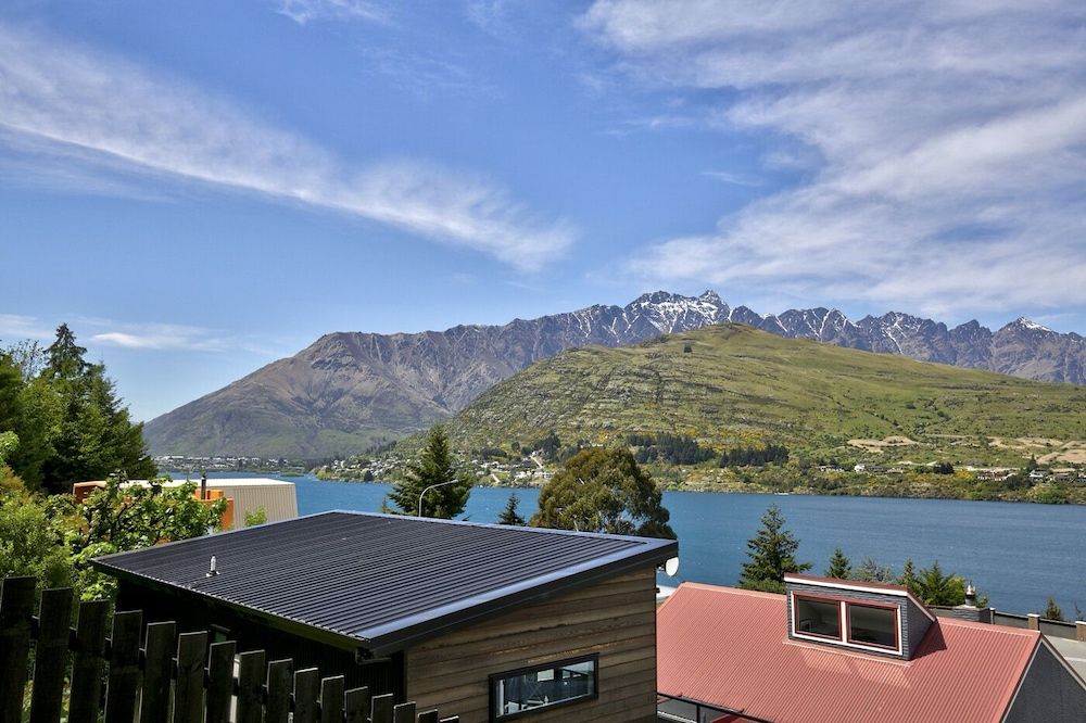 undefined Views 2 10