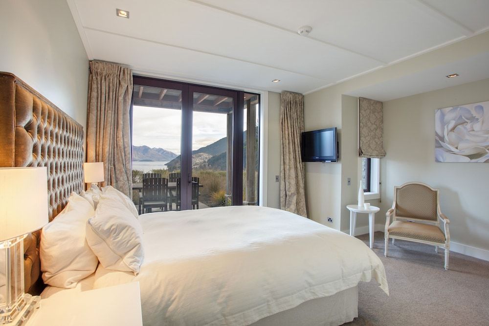 undefined Ti Kouka 8