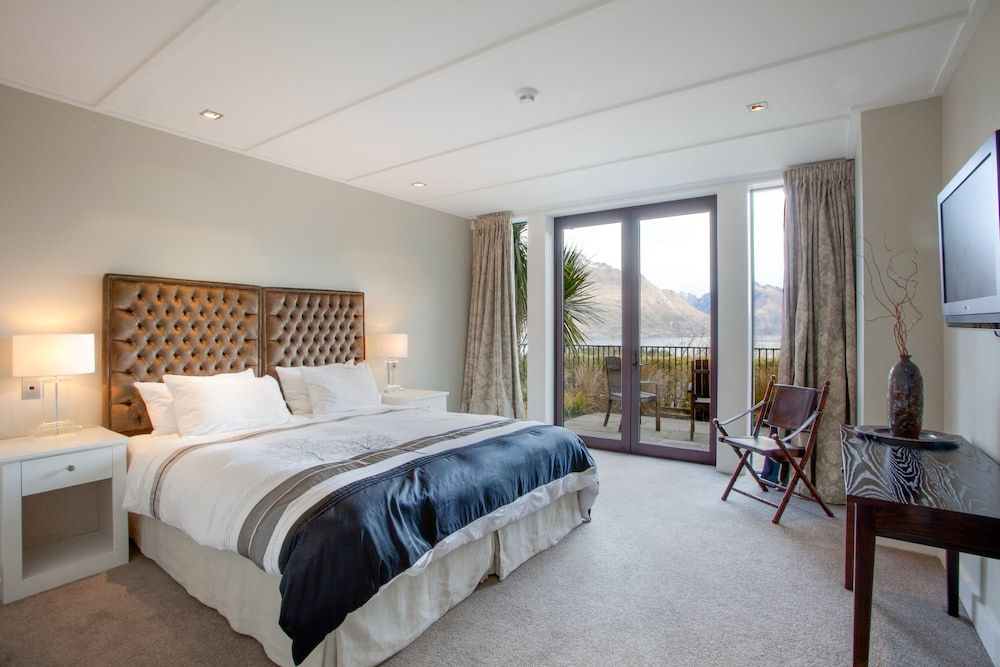 undefined Ti Kouka 7