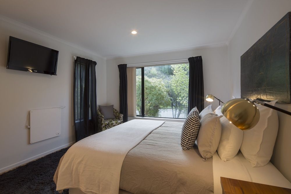 undefined Unit A - Aspen Villa 4