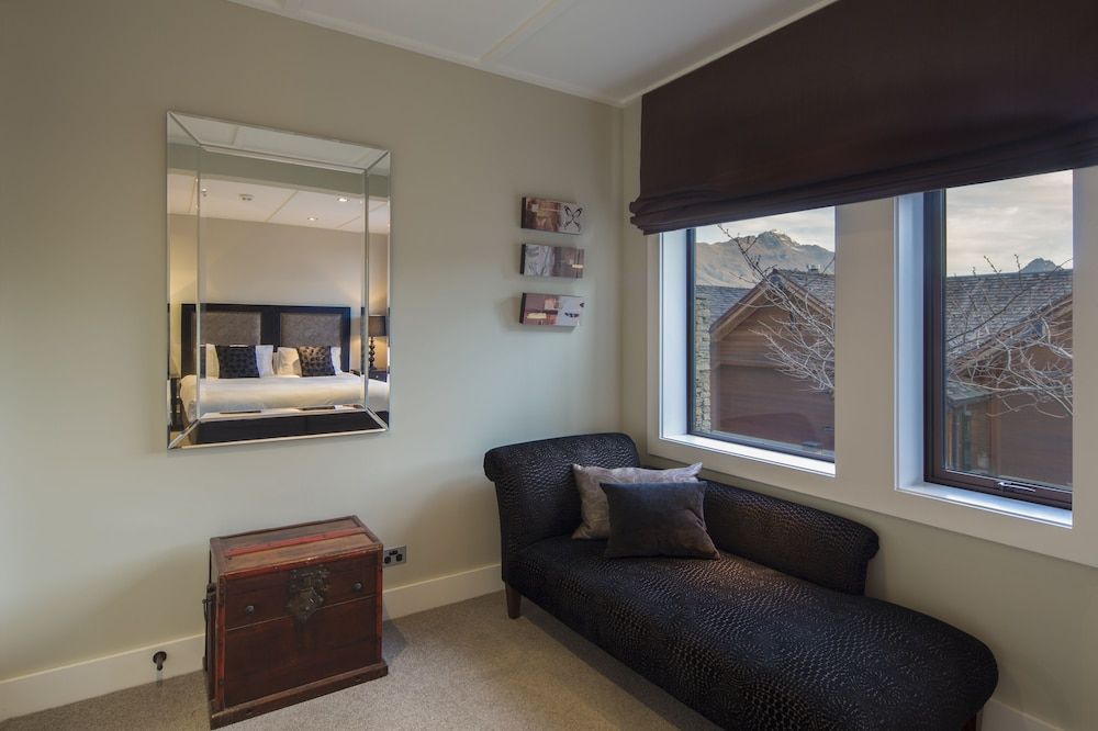 Karamata House, 3 Bedrooms 10