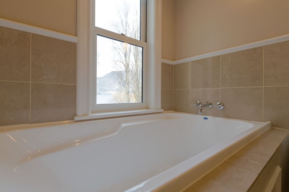 Lake Esplanade Villa Villa, 3 Bedrooms 16