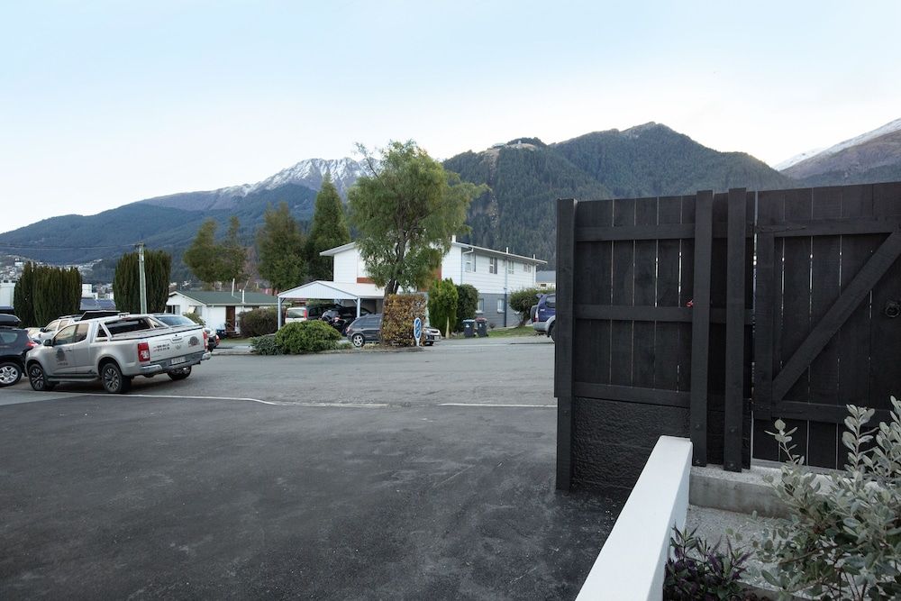 Sydney Street Apartments Superior King Studio 7