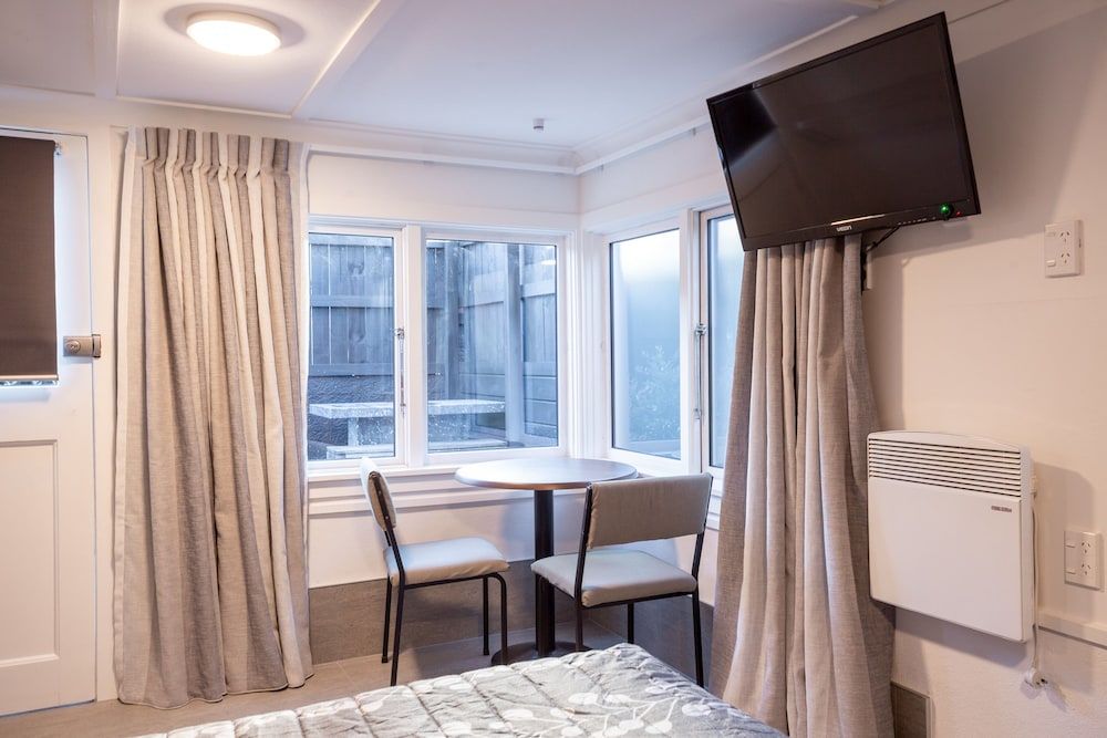 undefined Sydney Street Apartments 6